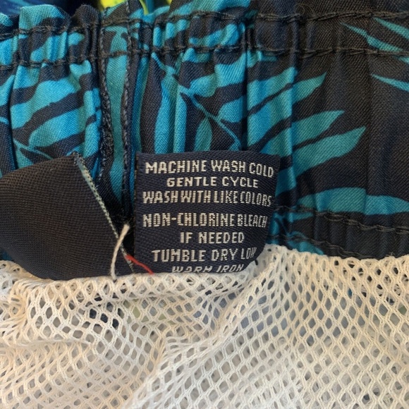 Kanu Surf Board Shorts Swim Trunks Size Medium Tropical Pockets Brief Lining NWT - Picture 14 of 14